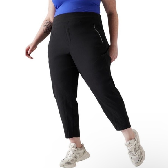 Athleta Pants - Athleta Trekkie North Jogger Pants Size 18